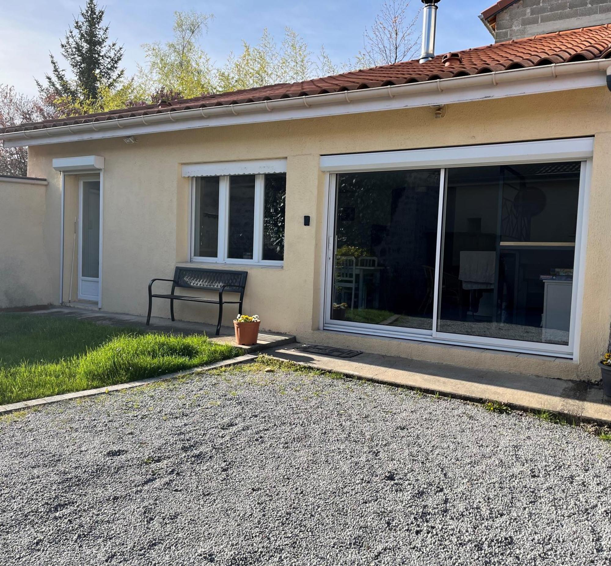 Jolie Maison De Campagne, Compostelle Soleymieux エクステリア 写真